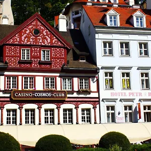 https://petr.karlovyvary-hotels.com