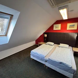 Excellent In Center 5 Min Walk From The Colonnade Karlowe Wary
